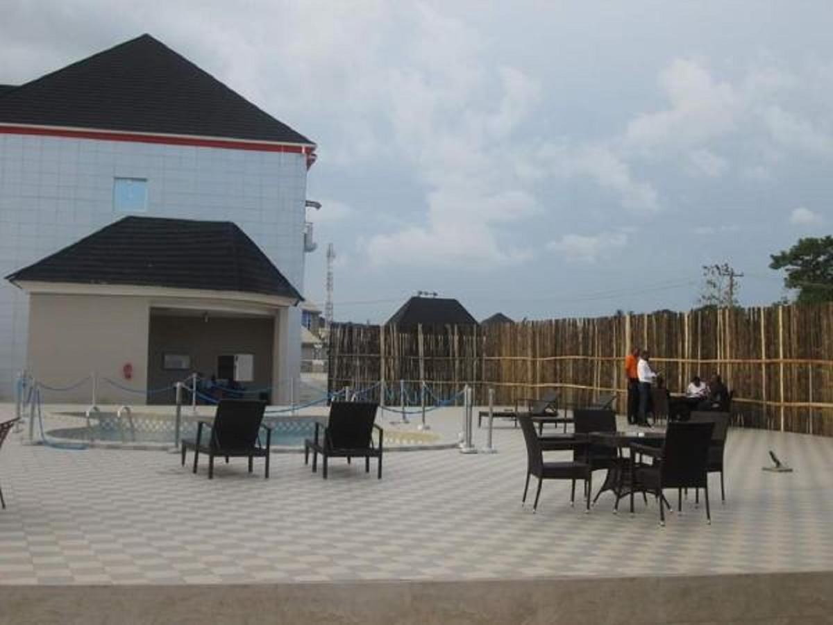 Aenon Suites Oshogbo Экстерьер фото